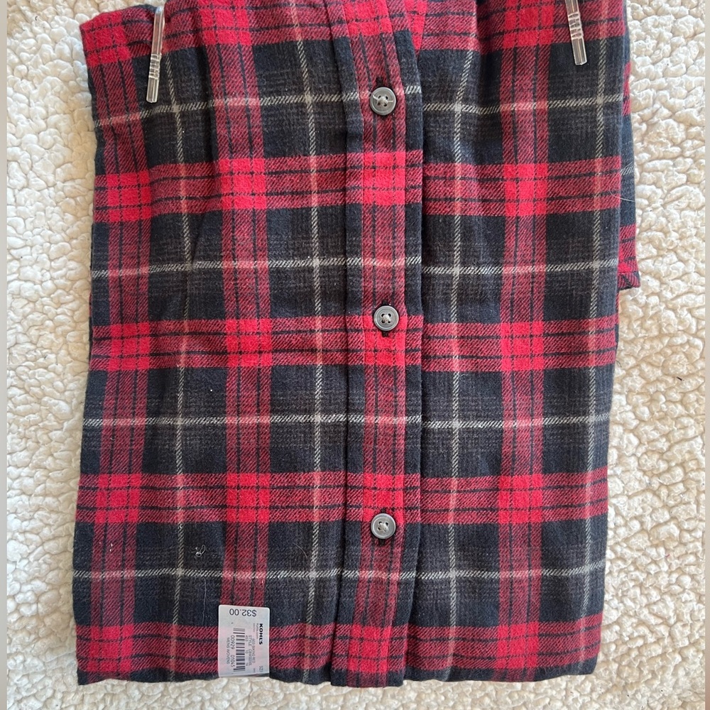 Croft & Barrow Flannel Button Down | M - Picture 2 of 2